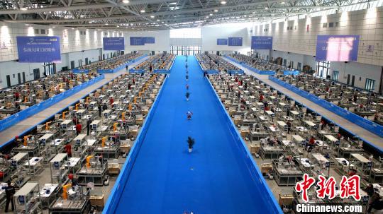 眾為興登陸第三屆工業(yè)機(jī)器人“國(guó)賽” 眾為興登陸第三屆工業(yè)機(jī)器人“國(guó)賽”